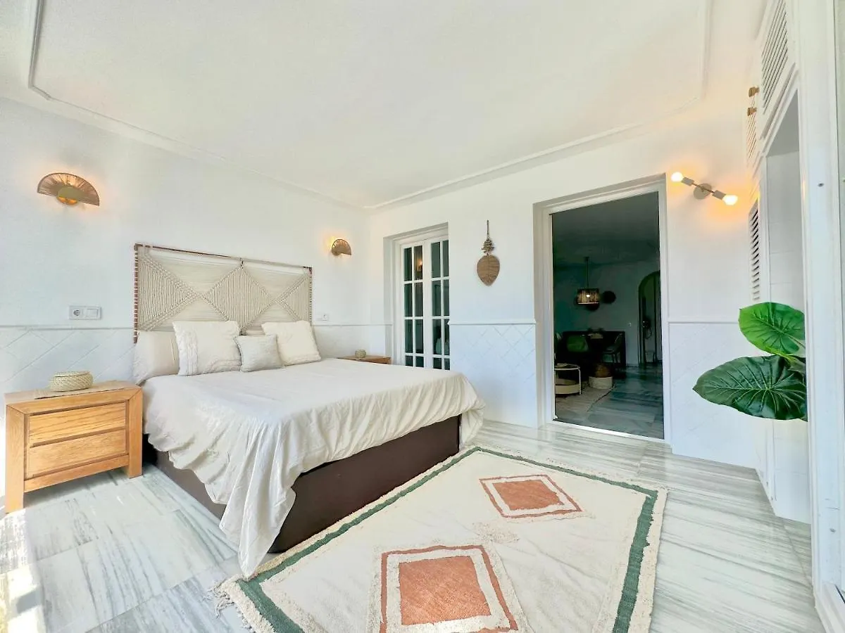 Marbella Beach - New Modern Flat Nueva Andalucia In Puerto Banus - Exceptionnel Location Spain