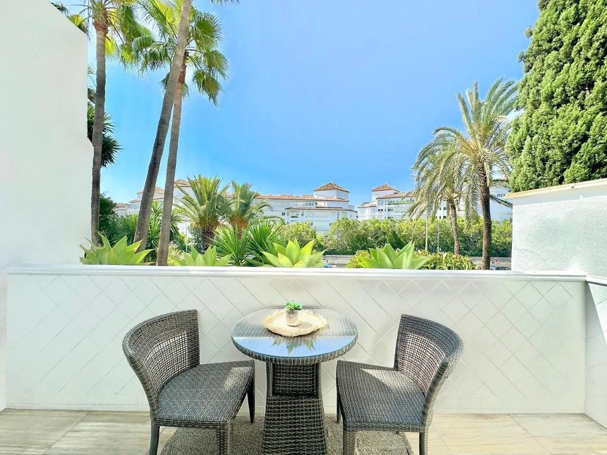 Marbella Beach - New Modern Flat Nueva Andalucia In Puerto Banus - Exceptionnel Location contacts