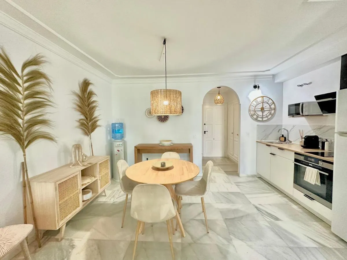 Marbella Beach - New Modern Flat Nueva Andalucia In Puerto Banus - Exceptionnel Location Apartment