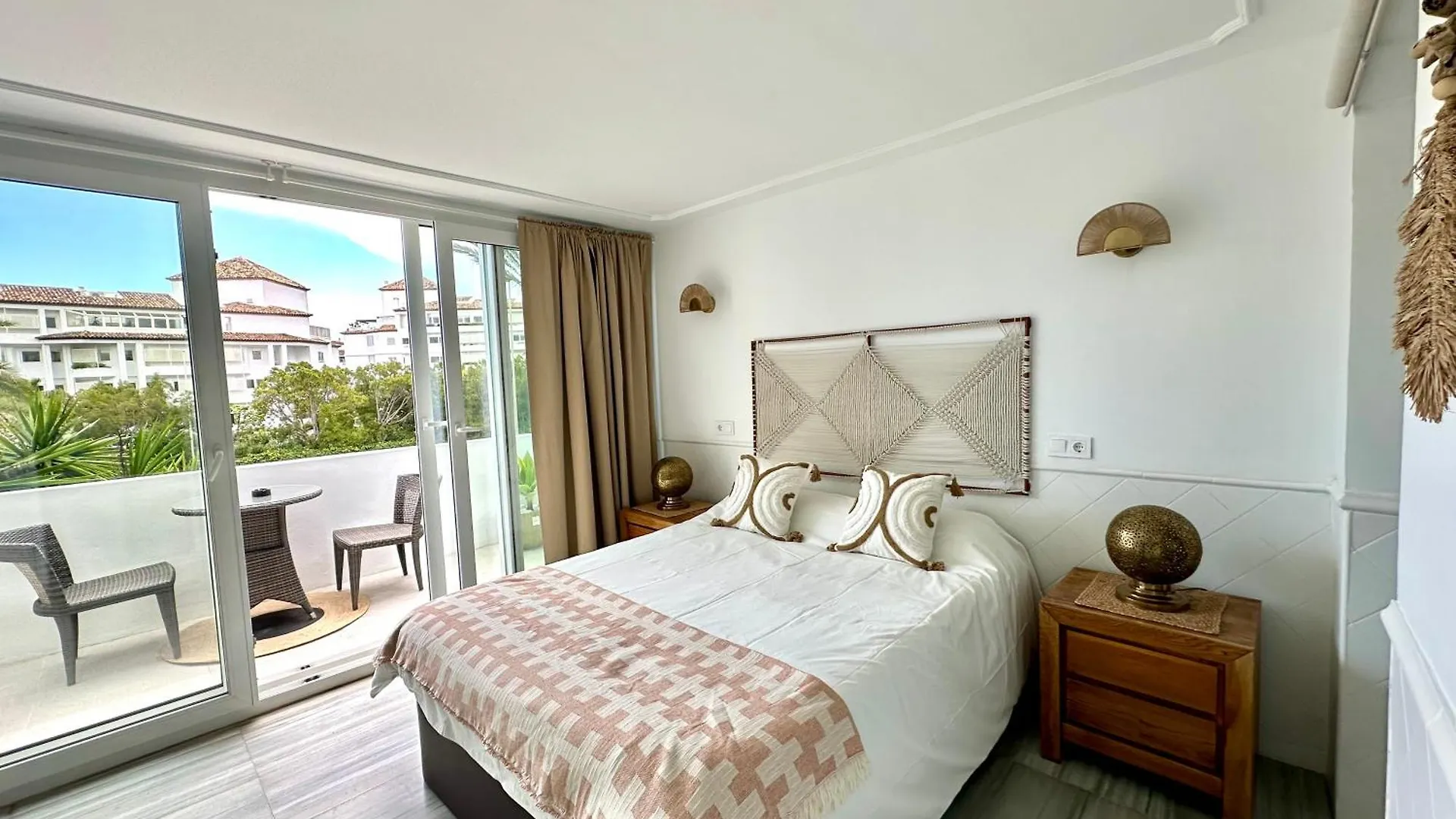 Apartment Marbella Beach - New Modern Flat Nueva Andalucia In Puerto Banus - Exceptionnel Location